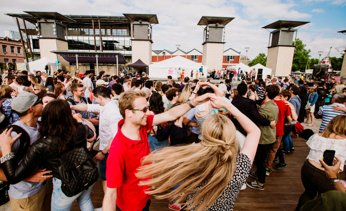 dancing crowd