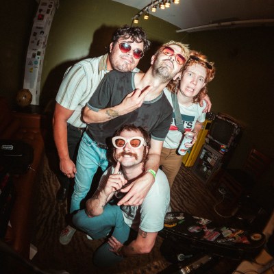Wine Lips / The Bug Club / Dreamwave